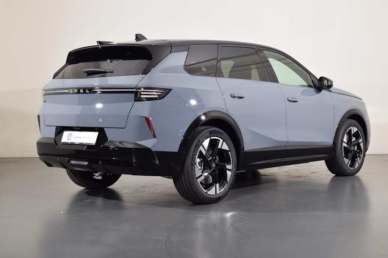 Vehicle image OPEL GRANDLAND