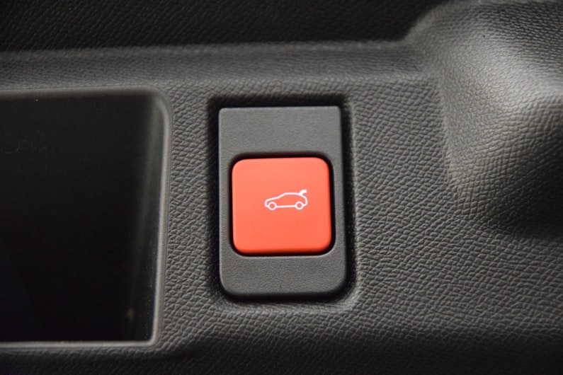 Vehicle image OPEL GRANDLAND