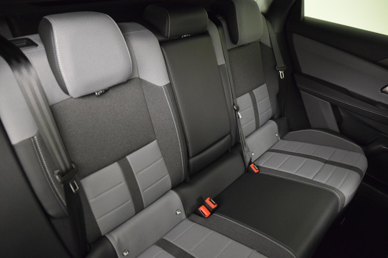 Vehicle image OPEL GRANDLAND