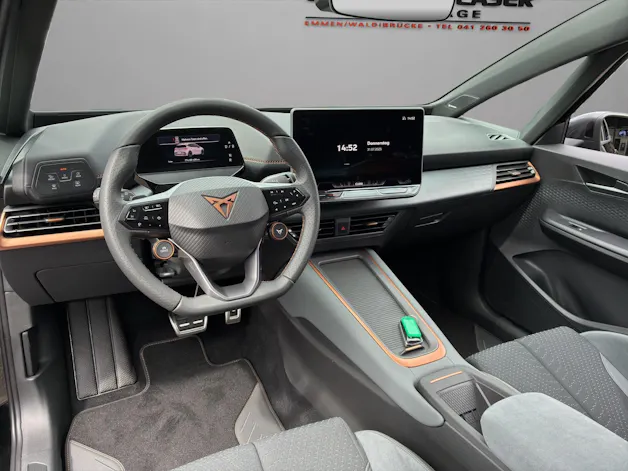 Cupra Born Extreme