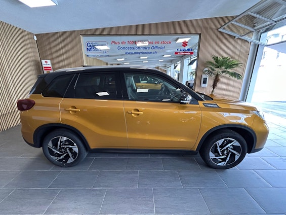 First vehicle image