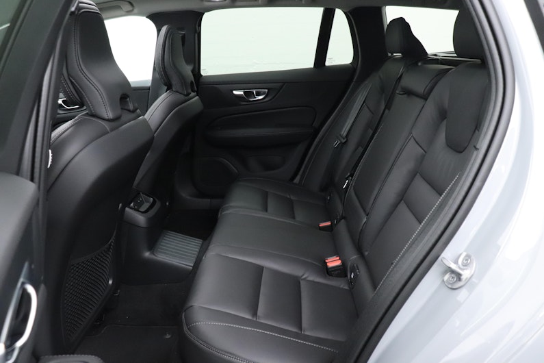 Vehicle image VOLVO V60