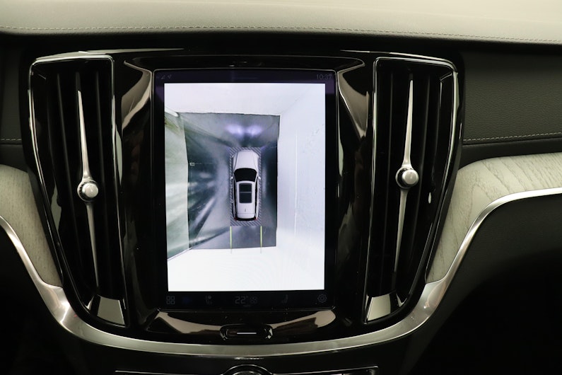 Vehicle image VOLVO V60