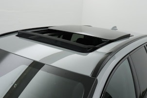 Vehicle image VOLVO V60 2.0 T6 TE Ultimate Dark eAWD