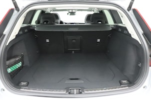 Vehicle image VOLVO V60 2.0 T6 TE Ultimate Dark eAWD