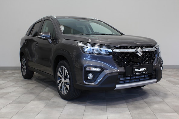 First vehicle image