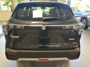 Suzuki S-Cross 1.4 T Compact Top Hybrid 4x4