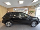 First vehicle image
