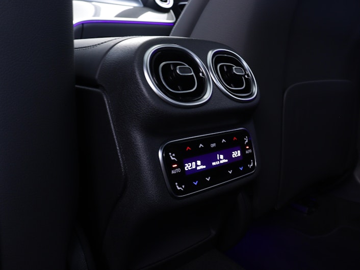 Vehicle image MERCEDES-BENZ GLC 220