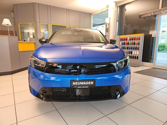 Vehicle image 28