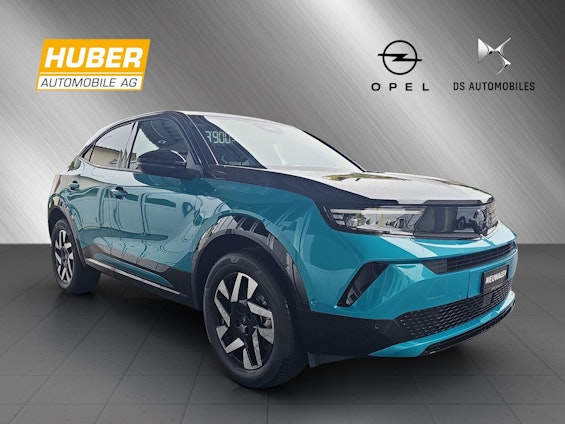 First vehicle image