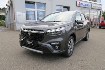Vehicle image SUZUKI S-CROSS 0