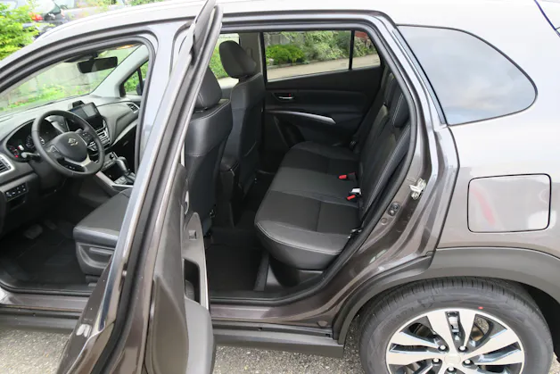 Suzuki S-Cross 1.4 T Compact Top Hybrid 4x4