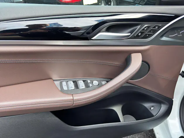BMW X3 30e xDrive SAG