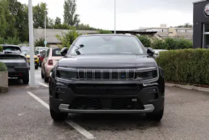 Jeep Avenger Summit