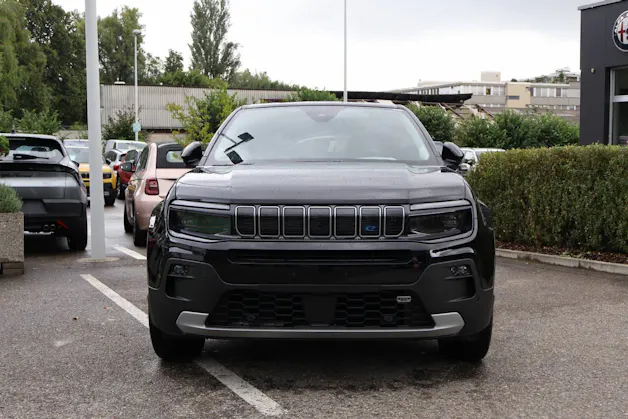 Jeep Avenger Summit