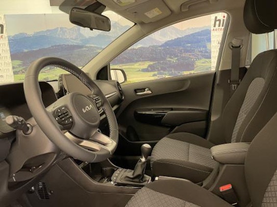 Vehicle image 4 Vehicle image 4