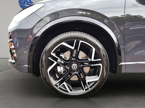 Vehicle image VW Tiguan 2.0 TDI SCR R-Line DSG 4motion