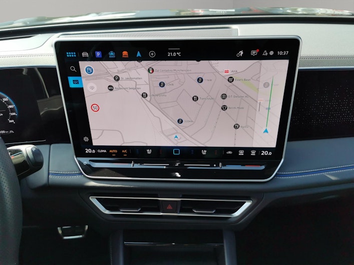 Vehicle image VW TIGUAN