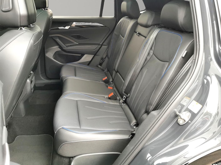 Vehicle image VW TIGUAN