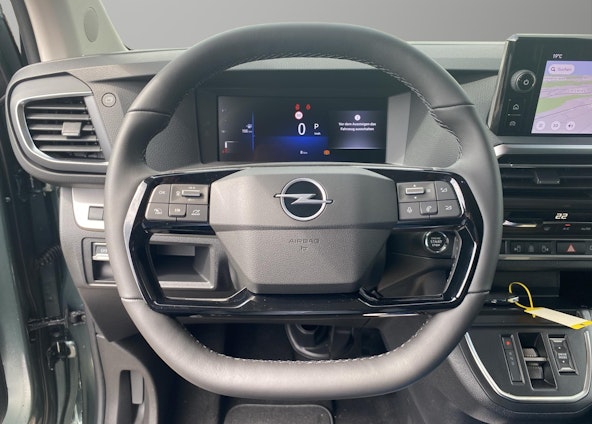 Vehicle image 4 Vehicle image 4