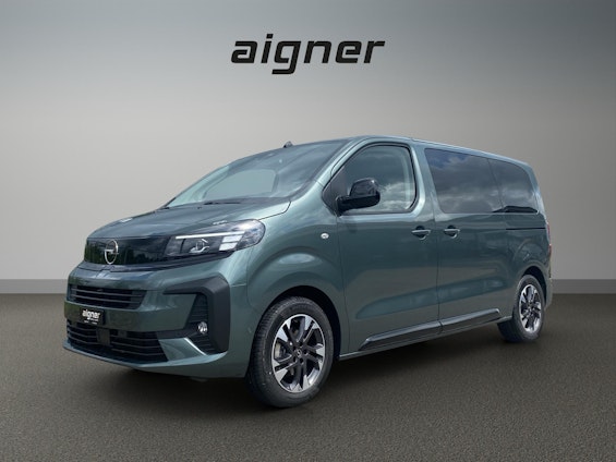 First vehicle image