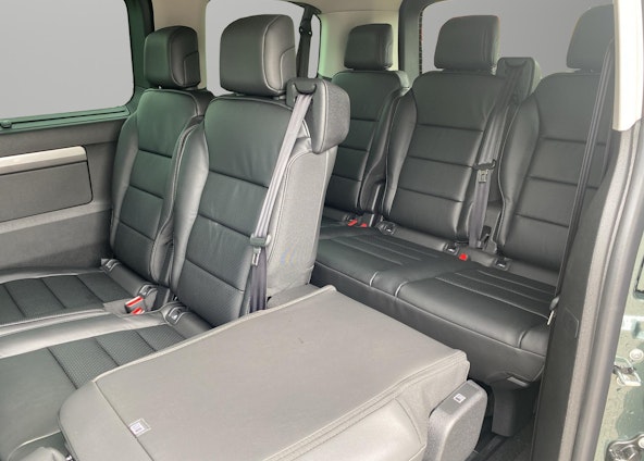 Vehicle image 10 Vehicle image 10