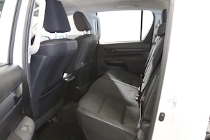 Vehicle image TOYOTA Hilux Double Cab.-Chassis 2.4 D-4D 150 Comfort