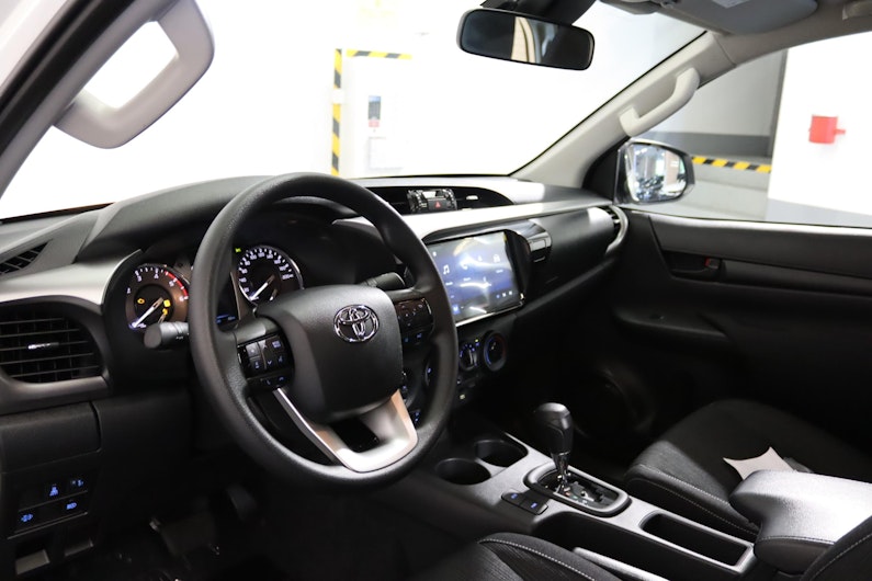 Vehicle image TOYOTA HI-LUX