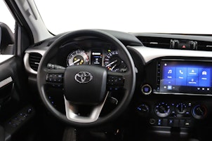 Vehicle image TOYOTA Hilux Double Cab.-Chassis 2.4 D-4D 150 Comfort
