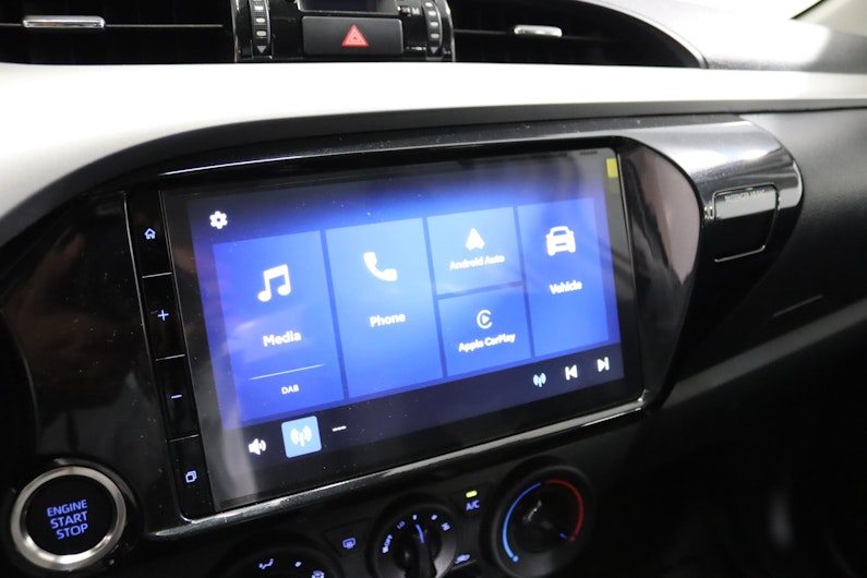 Vehicle image TOYOTA HI-LUX