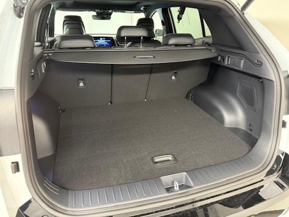 Vehicle image 15 Vehicle image 15