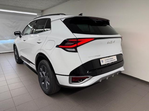 Vehicle image 5 Vehicle image 5