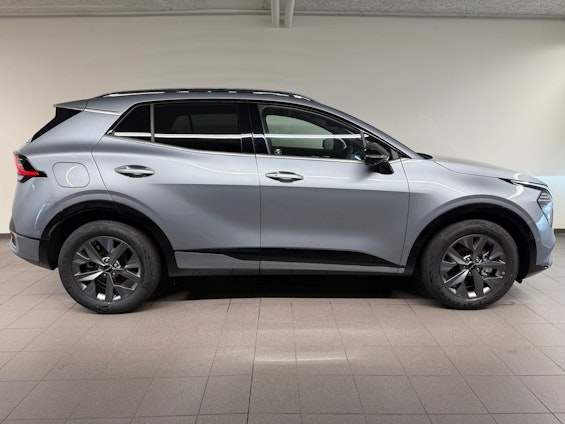 Vehicle image 2 Vehicle image 2