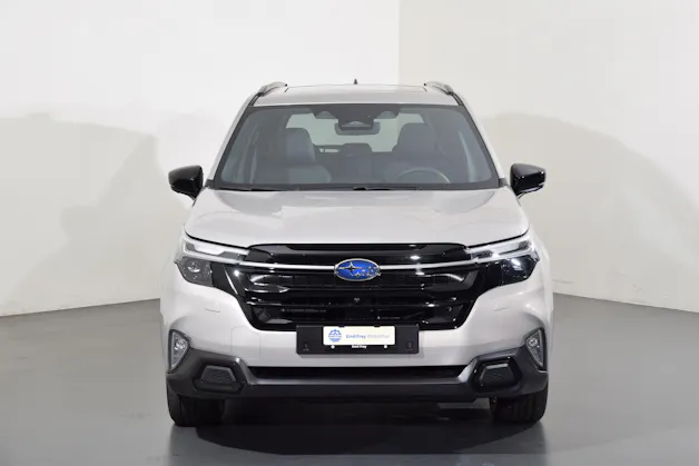 Subaru Forester Station 2.0i e-Boxer Luxury
