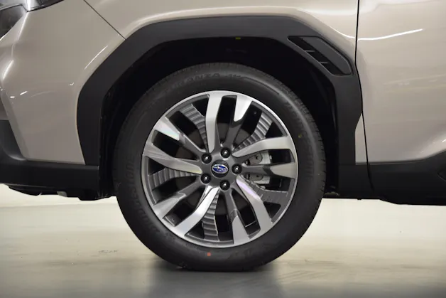 Subaru Forester Station 2.0i e-Boxer Luxury