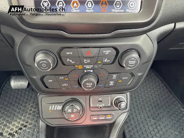 Jeep Renegade 1.3 Trailhawk Plus 4x