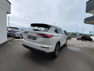 Mitsubishi Outlander 2.4 PHEV Inform 4x4