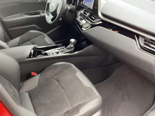 Toyota C-HR 2.0 VVTi HSD Move