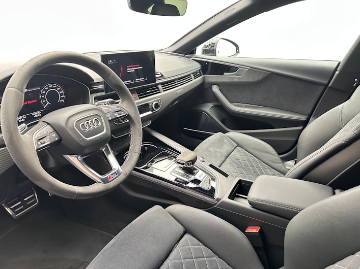 Vehicle image AUDI RS5