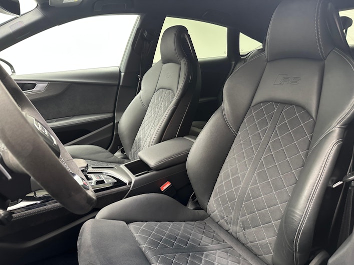 Vehicle image AUDI RS5