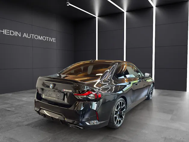 BMW M240i xDrive Coupé