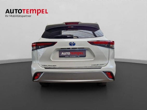 Vehicle image 9 Vehicle image 9