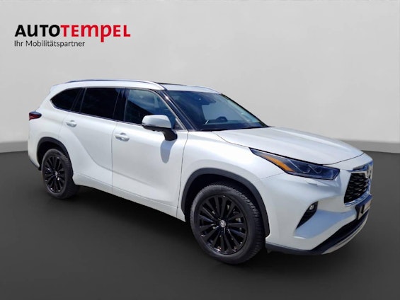 Vehicle image 13 Vehicle image 13