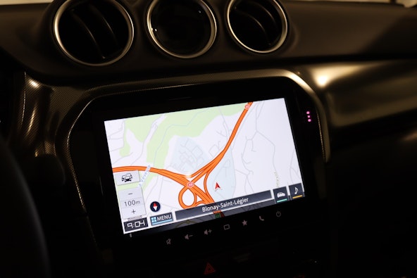 Vehicle image 11