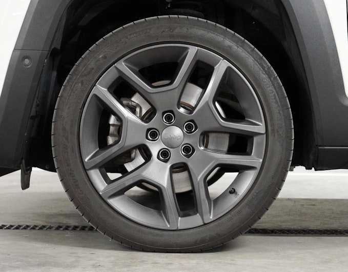 Vehicle image JEEP RENEGADE