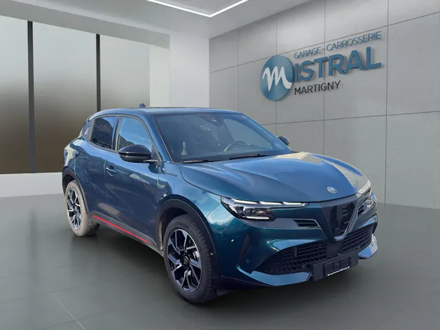 Alfa Romeo Junior 1.2 Ibrida Speciale