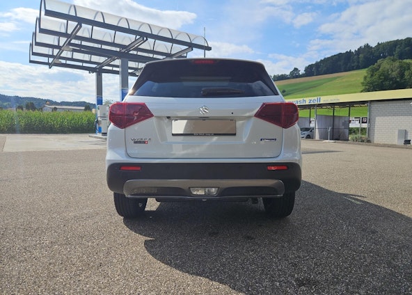 Vehicle image 13 Vehicle image 13