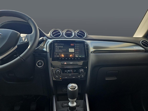 Vehicle image 9 Vehicle image 9