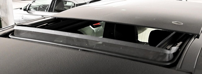 Vehicle image 14 Vehicle image 14